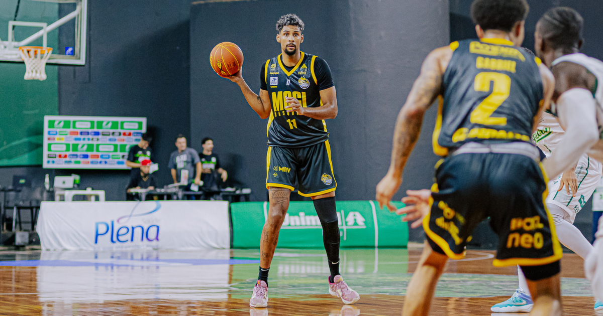 Nos segundos finais, Mogi Basquete é superado pelo Bauru Basket for de casa pelo NBB